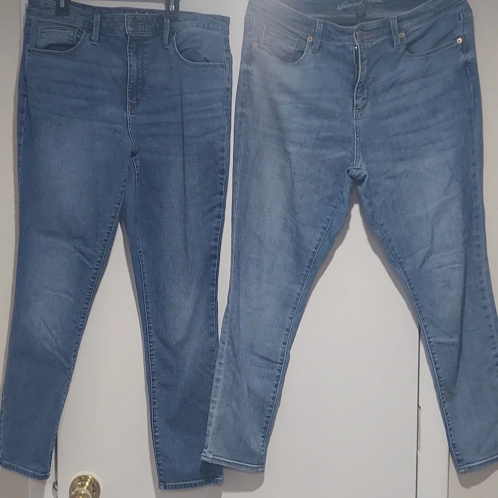 Universal Thread Jean Bundle - Picture 7 of 13